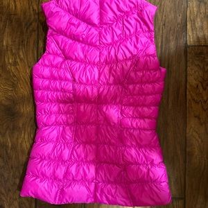 NWOT Athleta Puffer Vest XS